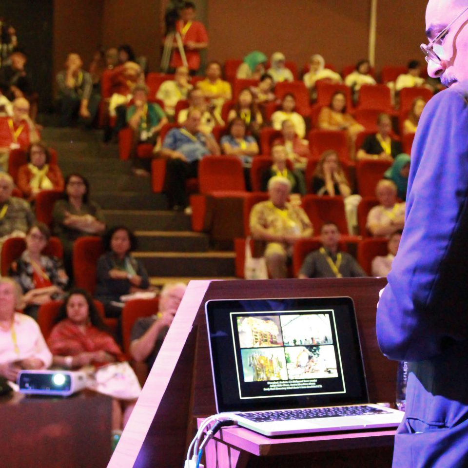 Presentation by Franklin Vagnone at INTO Bali 2017 conference