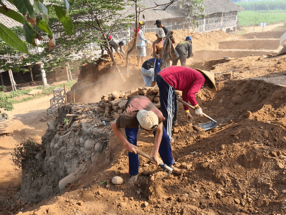 Indonesian Heritage Trust workers use PPE provided by a TAP-INTO covid grant