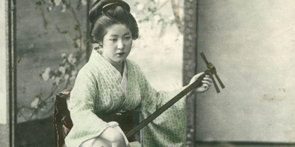 Black and white photo of a Japanese woman by Hornel