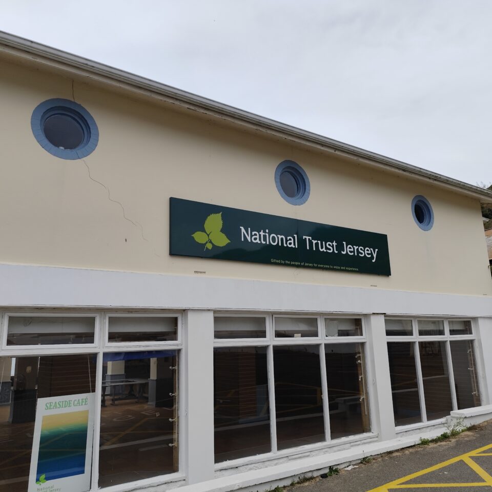 NT Jersey sign at Greve de Lecq